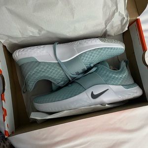 Nike renew trainer new in box!